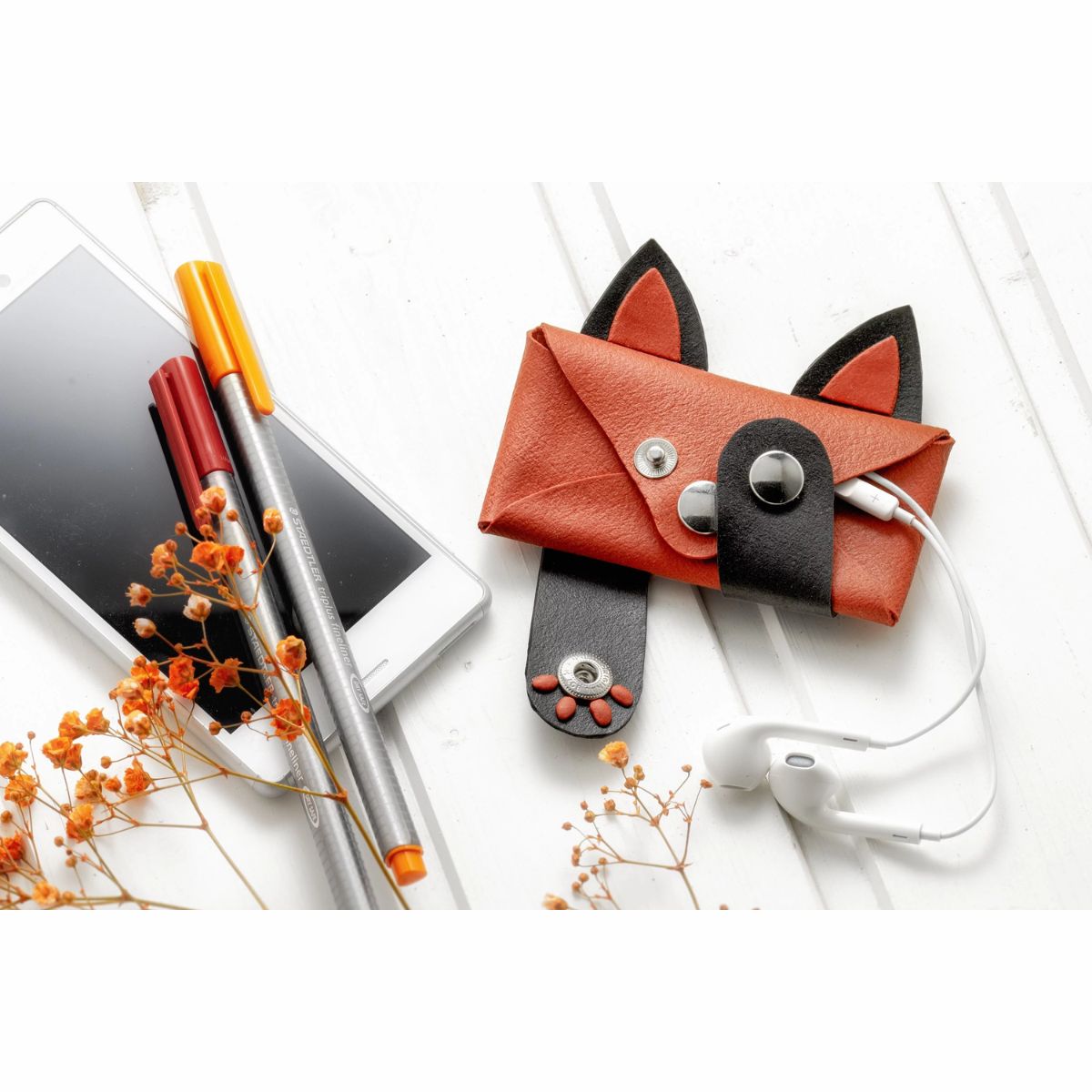 Fimo Leather Effect Polymer Clay Olive / Arcilla Polimérica Efecto Cuero Verde Olivo Modelado Staedtler