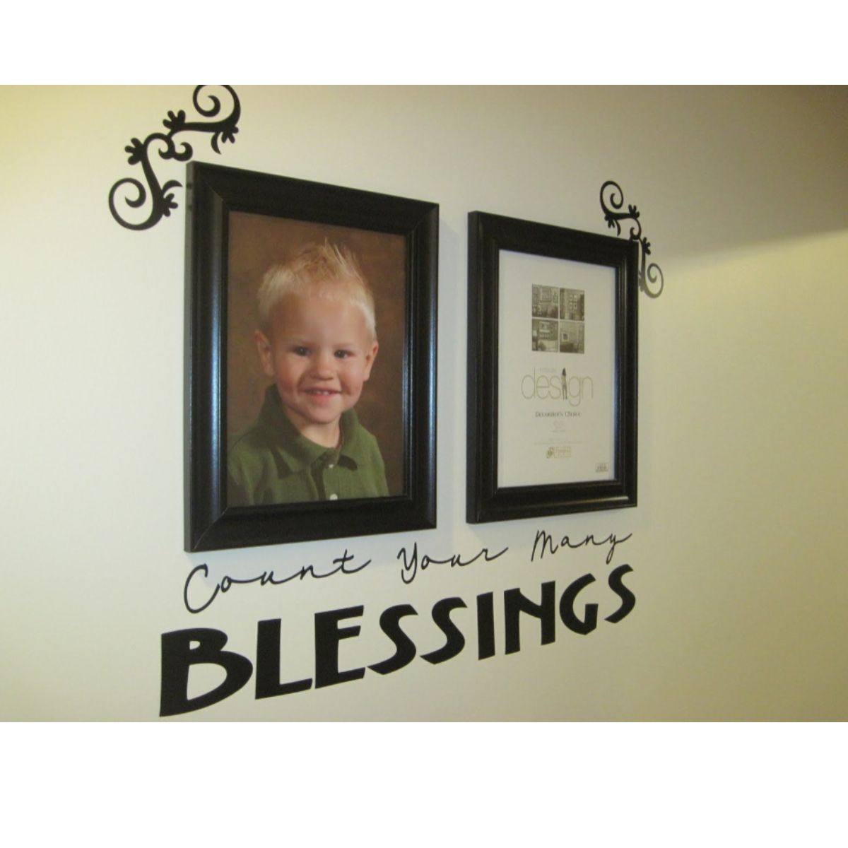 Rollo con 14 Hojas de Vinil Adhesivo Mate 12&quot; Viniles Oracal