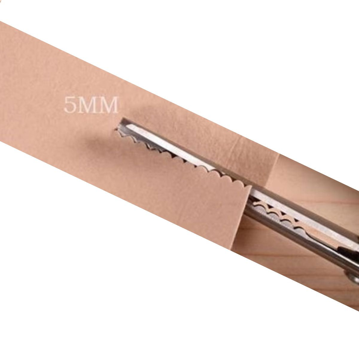 Hemline Silver Scallop Shears / Tijeras Para Tela Corte de Onditas Tijeras / Cutters Hobbees