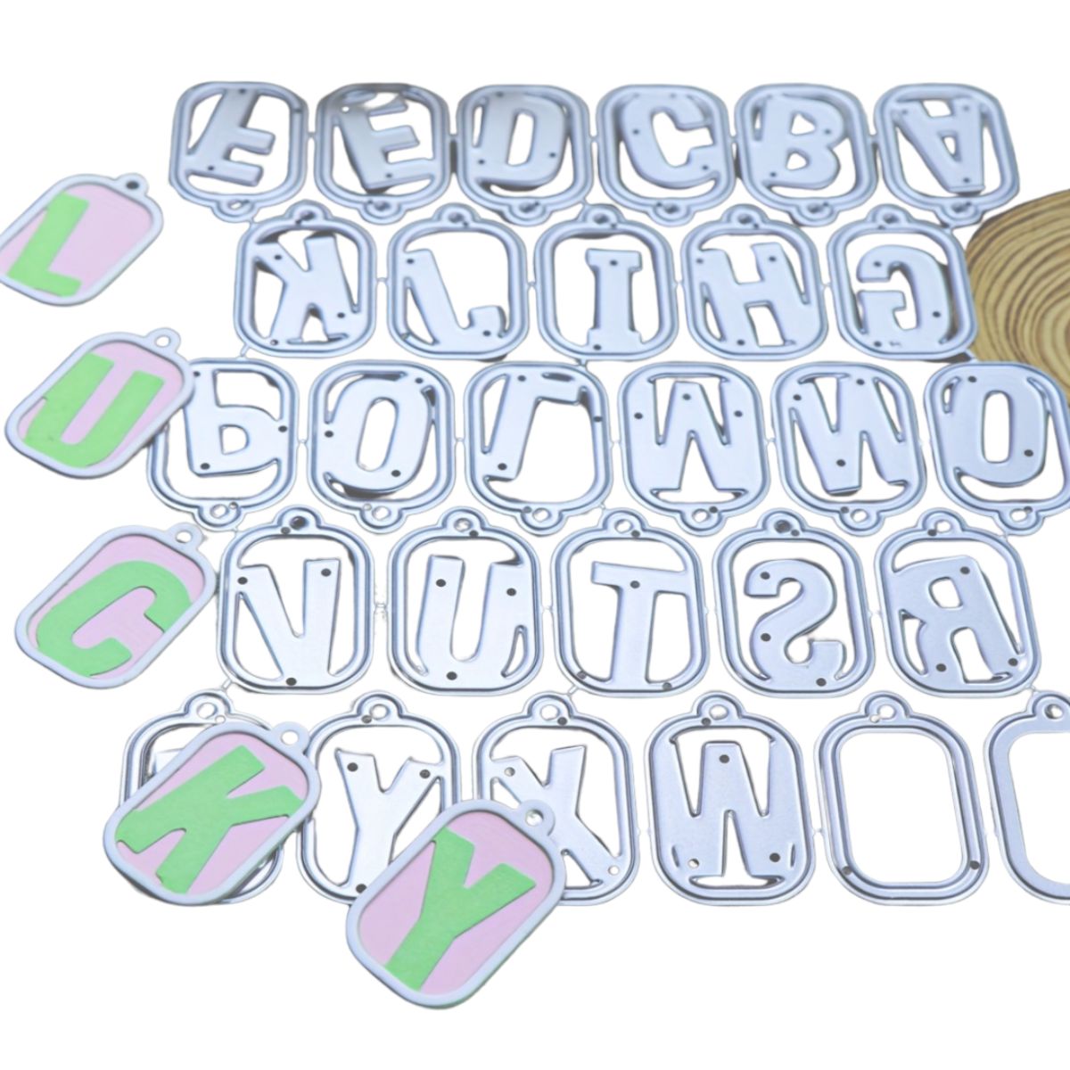 Suajes de Etiquetas con Letras Mayúsculas Dados de Corte / Suajes / Troqueles Hobbees