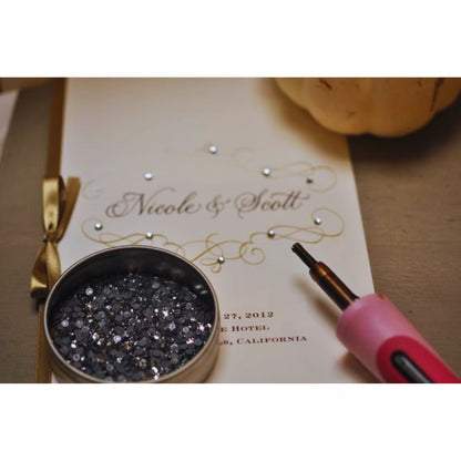 Crystal Hot-Fix Glass Stones 4mm / Cristales con Pegamento al calor Adornos / Embellishments Darice