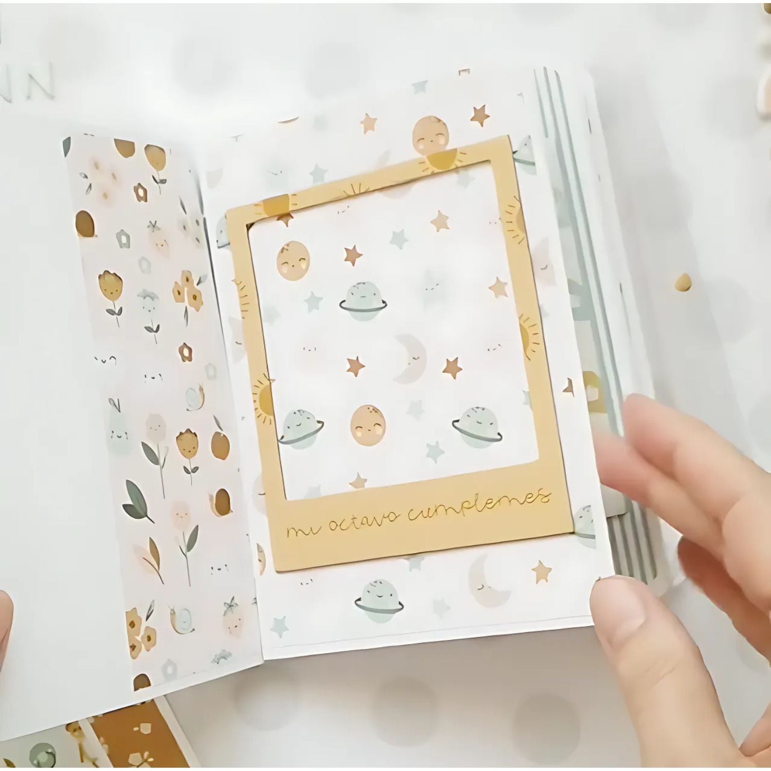 Baby Bloom Chipboard Frames / Marcos De Aglomerado De Colección Adornos / Embellishments Mintopía