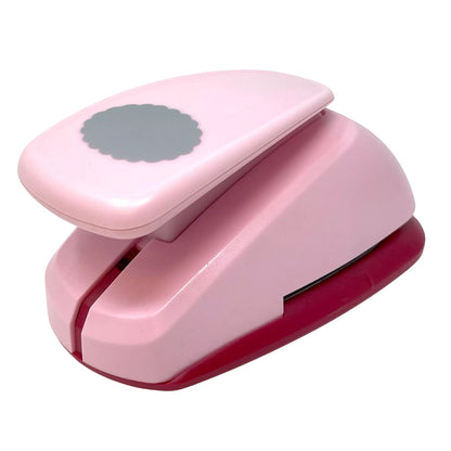 Mega Scalloped Circle 2.5" / Perforadora de Círculo de Escalopa Grande 6.35 cm Perforadoras Marvy Uchida
