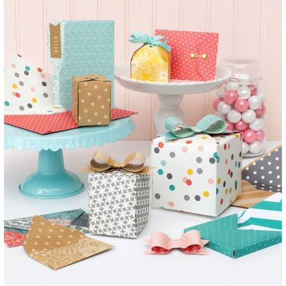 Gift Box Punch Board / Tabla para Crear Cajitas Cuadradas Herramientas We R Memory Keepers