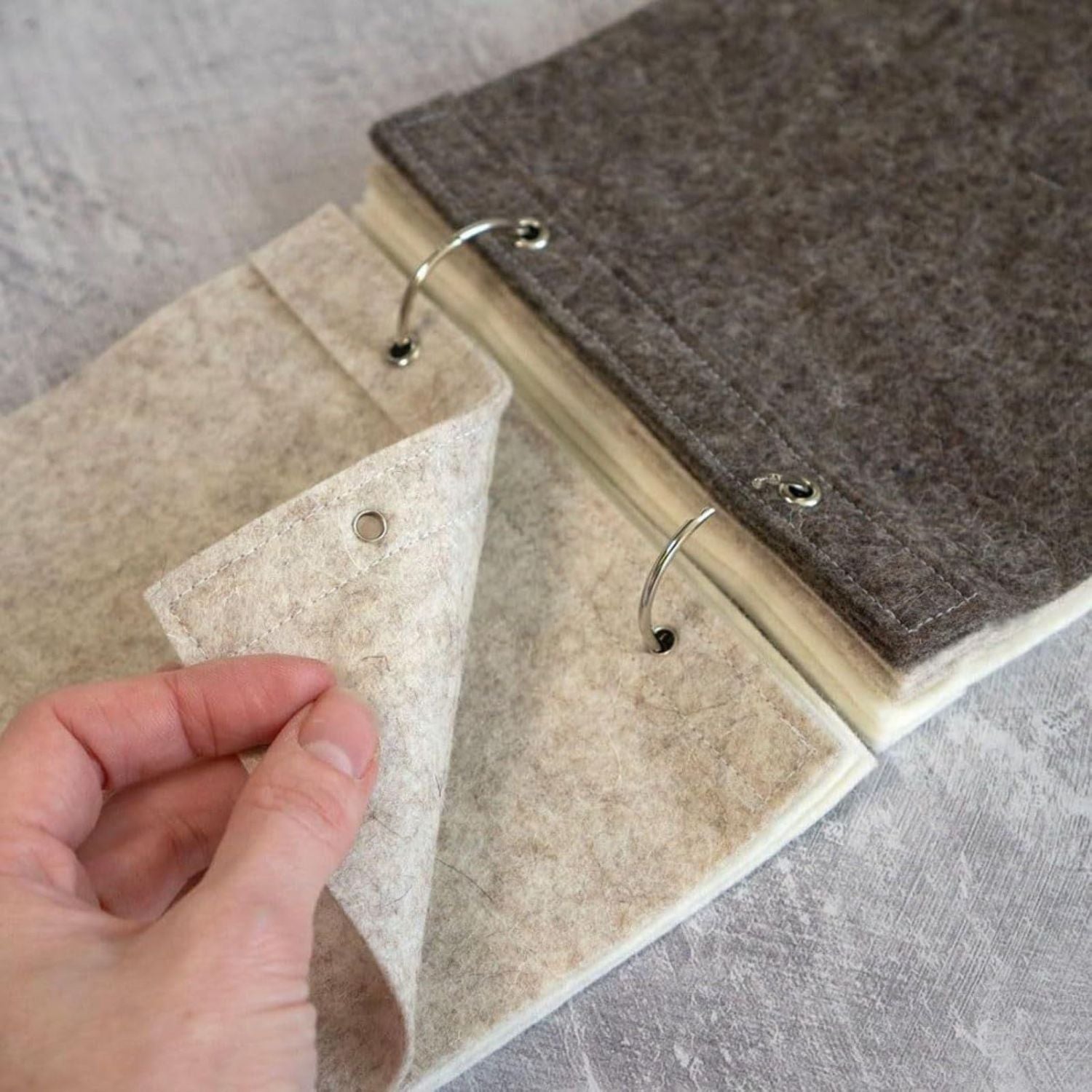 Standard Eyelets Grey / Ojillos Estándar Gris Adornos / Embellishments We R Memory Keepers