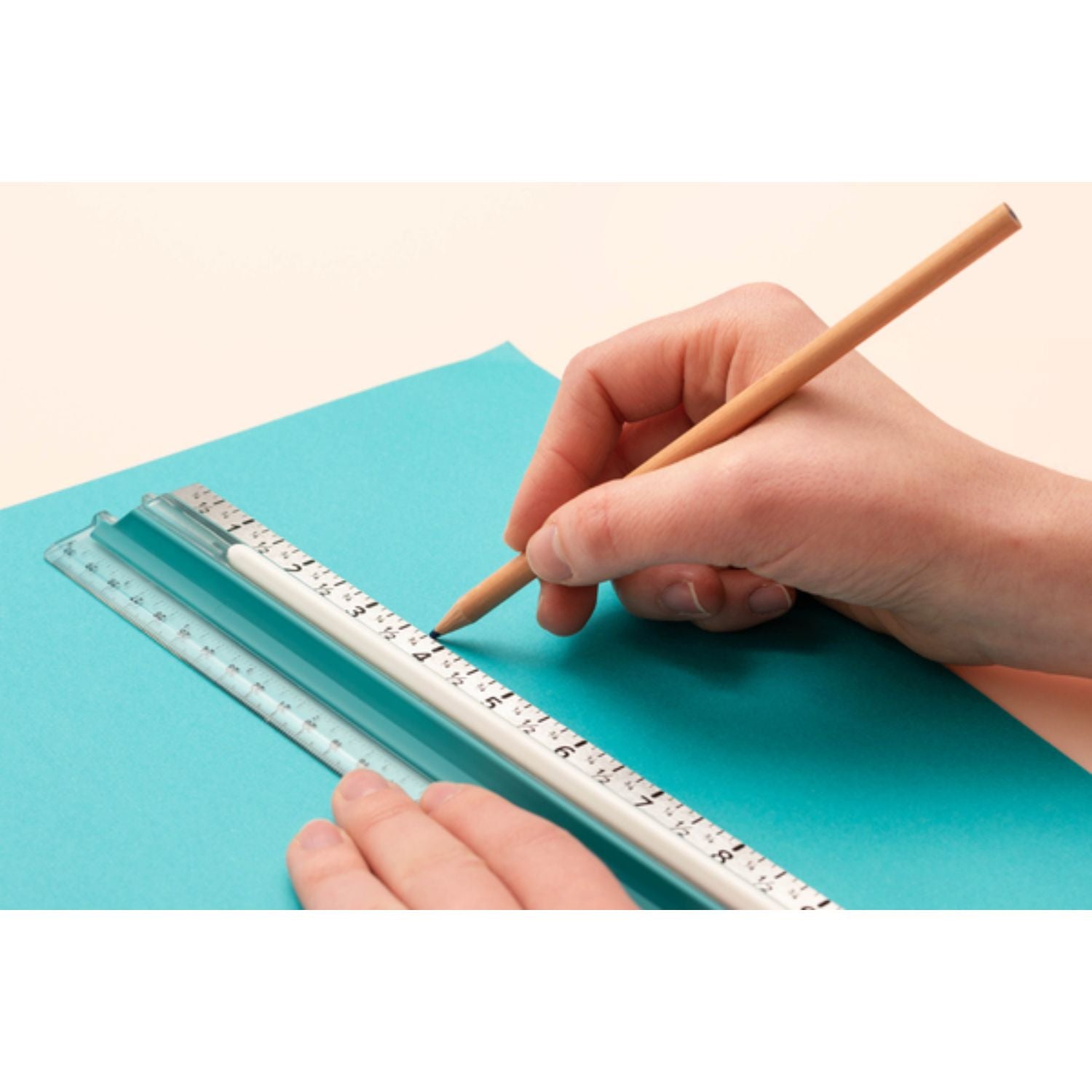Comfort Craft Easy Grip Ruler 12" / Regla Agarre Confortable Herramientas We R Memory Keepers