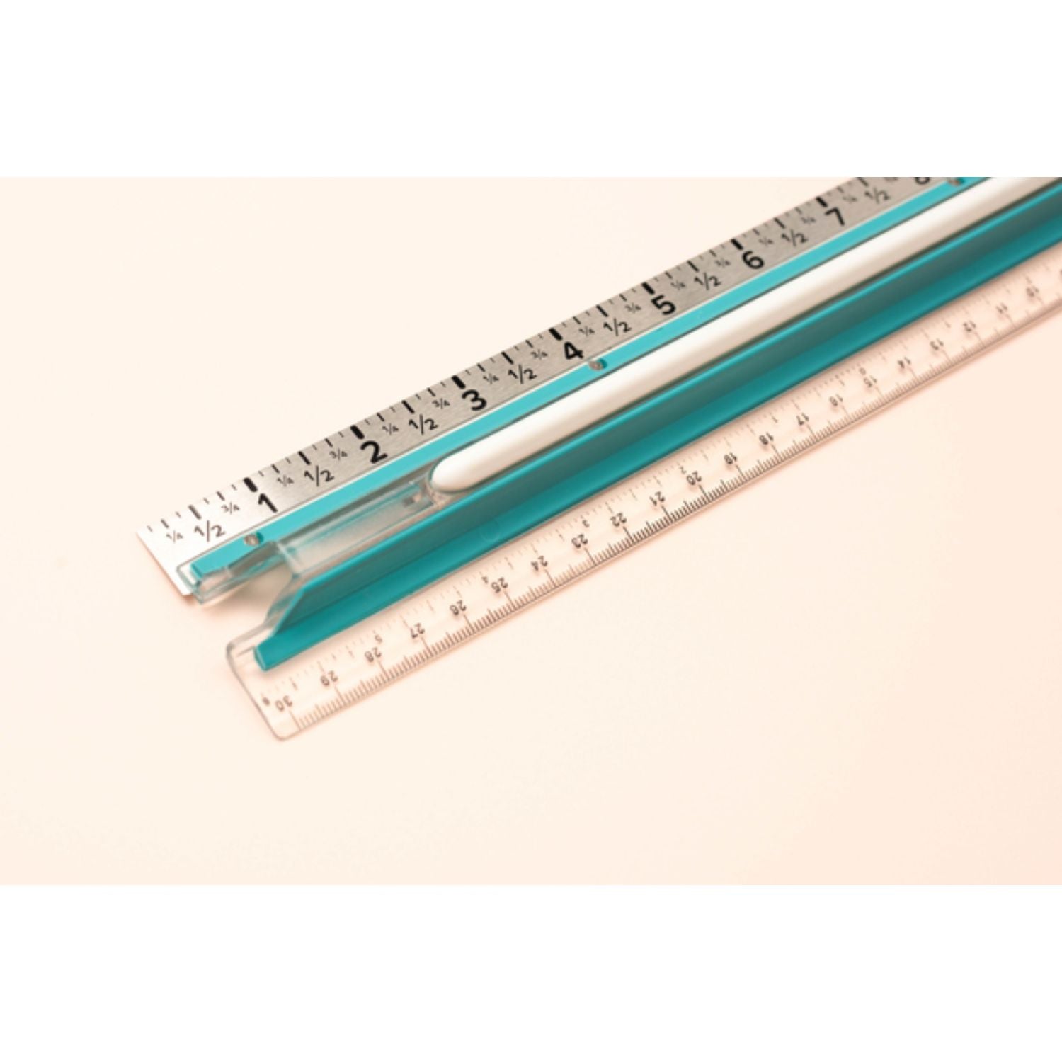 Comfort Craft Easy Grip Ruler 12" / Regla Agarre Confortable Herramientas We R Memory Keepers