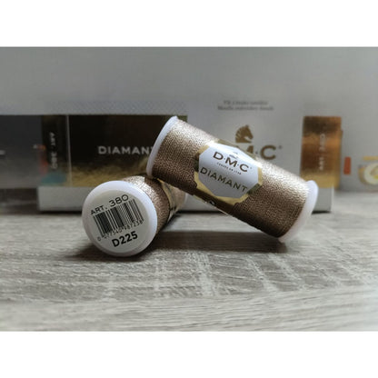 Diamant Metallic Thread / Hilo Metálico Rosa Viejo Listones e Hilos DMC