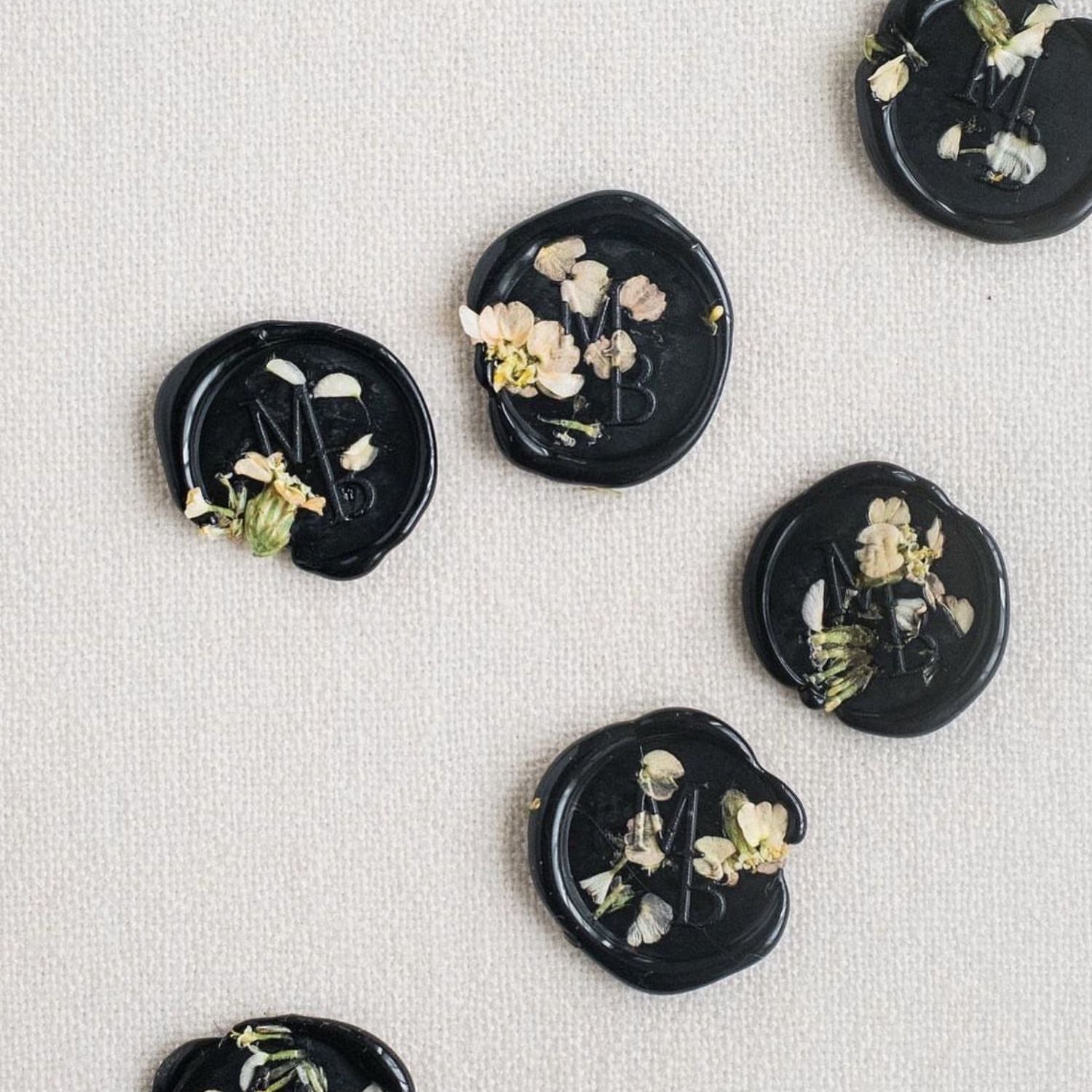 Black Sealing Wax / Barra de Lacre Negro Adornos / Embellishments Manuscript