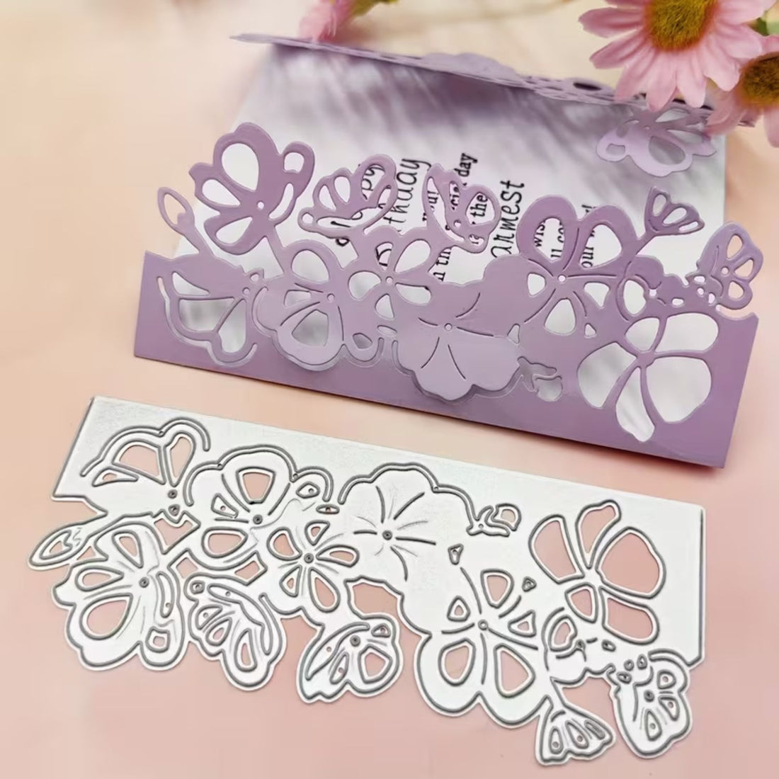 Suaje de Borde de Flores Caladas Pensamientos Dados de Corte / Suajes / Troqueles Hobbees