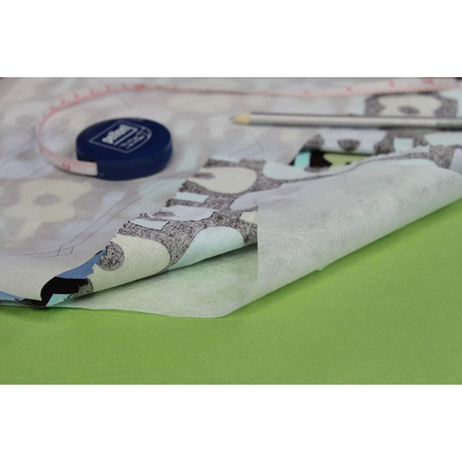 Fusible Ultra Lightweight Interfacing / Pellón Blanco Adhesivo Adhesivos / Pegamentos Pellon