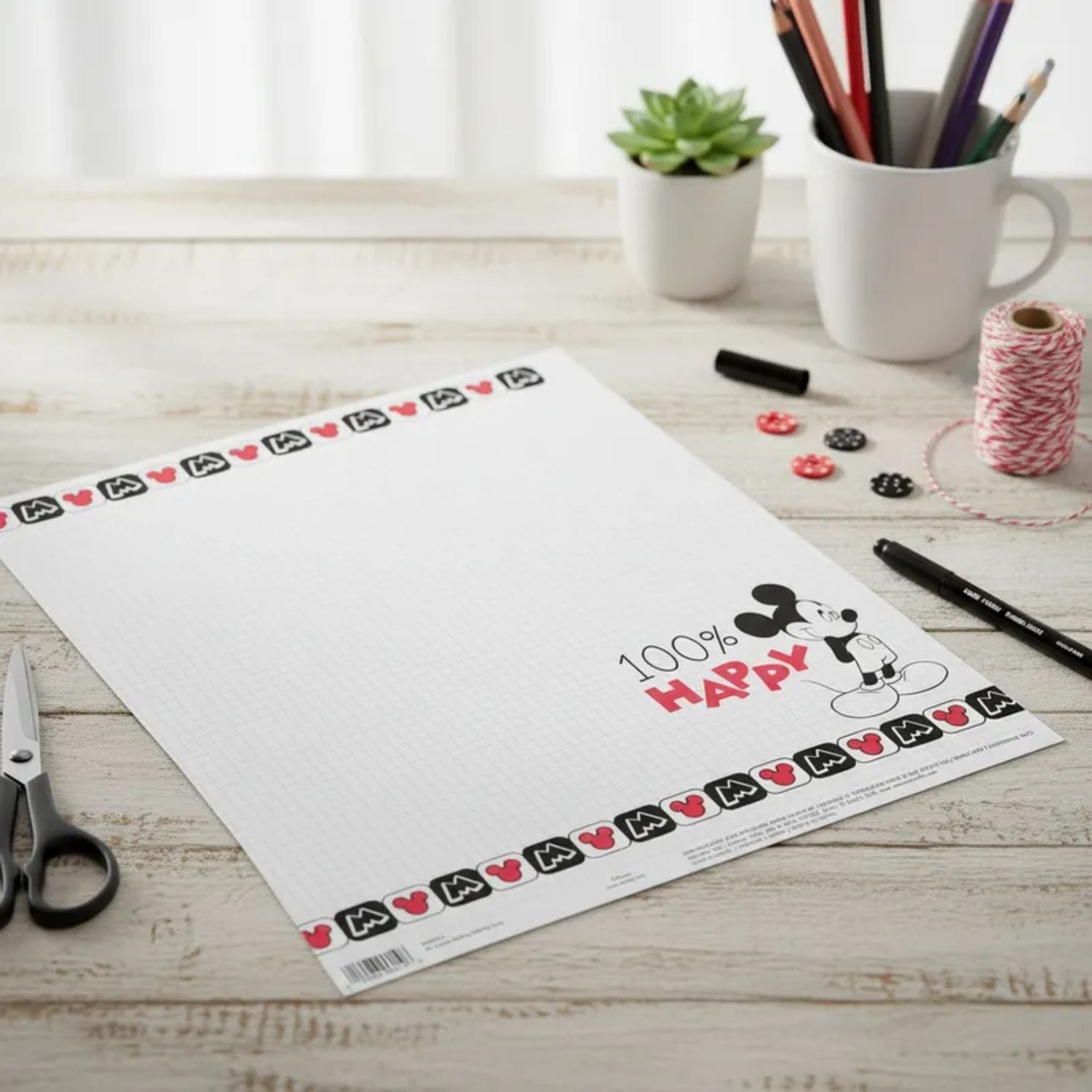 Mickey Black &amp; White Grid Cardstock 12 x 12" / Cartulina Estampada Disney Papel, Hojas Sueltas Ek Success