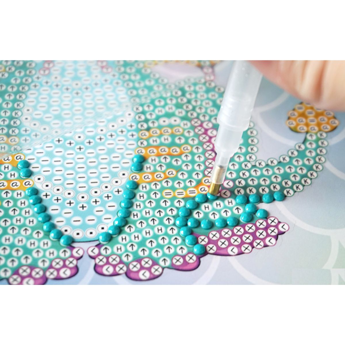 Art Box Kit Ariel The Baby Dragon / Pintura con Diamantes Dragon Pintura Dimensional Diamond Dotz