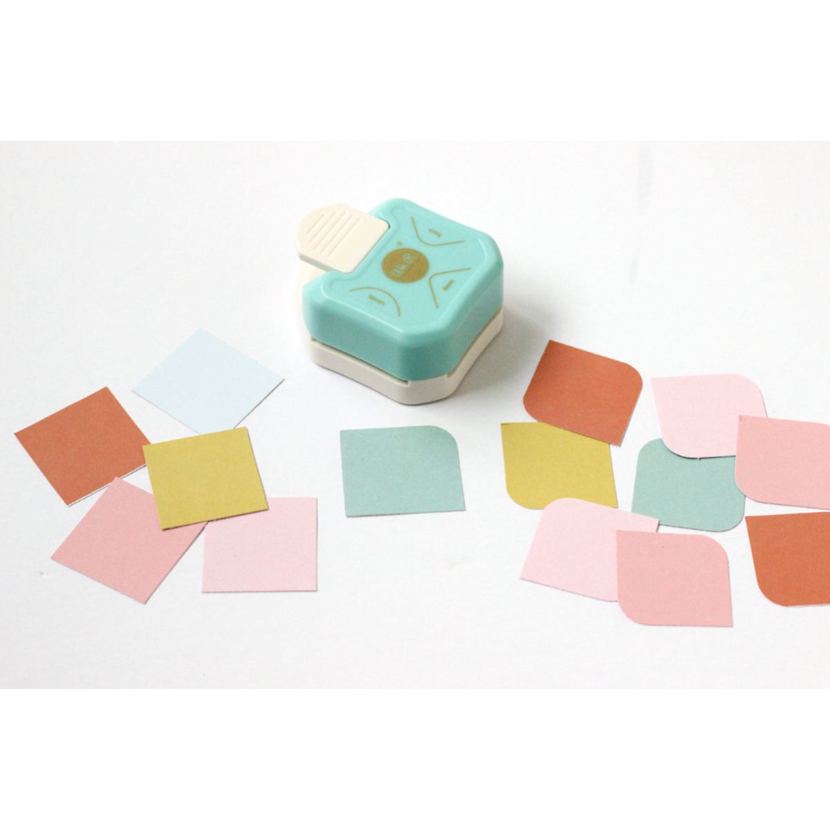 3-Way Corner Punch / Perforadora de 3 Esquinas Perforadoras We R Memory Keepers