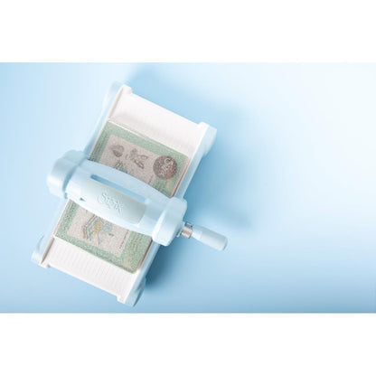 Big Shot Sky Blue Machine / Máquina Big Shot Azul con Mandalas Blancas Descontinuado Sizzix