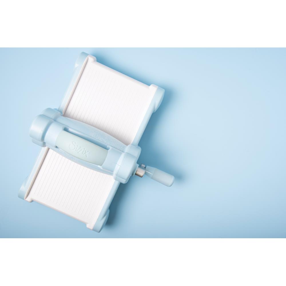 Big Shot Sky Blue Machine / Máquina Big Shot Azul con Mandalas Blancas Descontinuado Sizzix