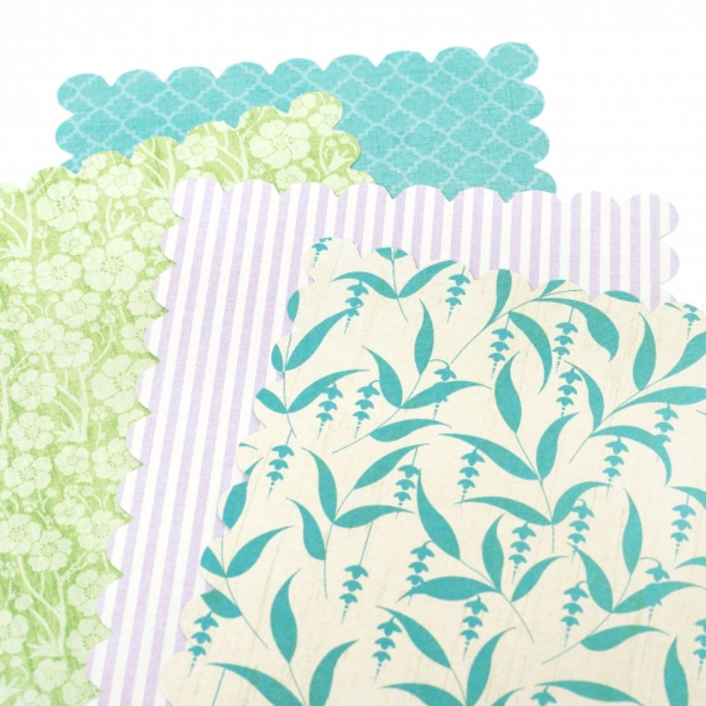 Violet Leaf Mat Stack Paper 4.5 x 6.5" / Block de Papel en Morados DESCONTINUADO DCWV