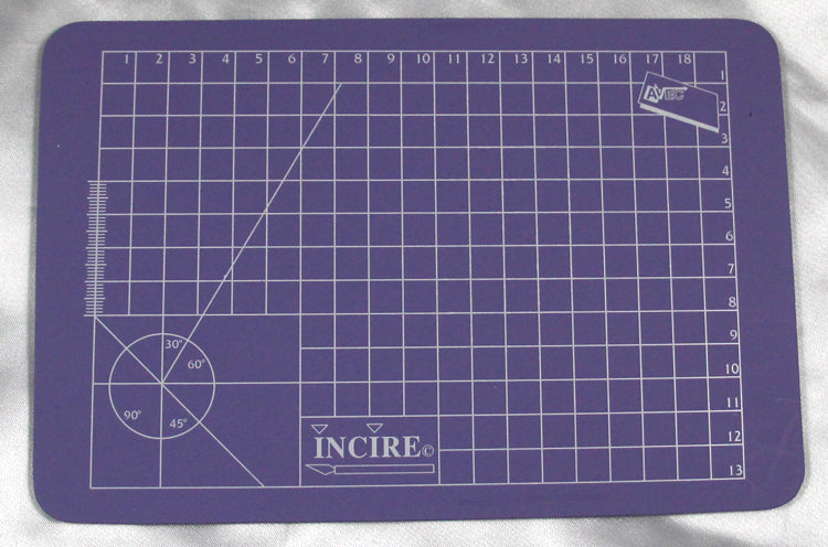 Craft Tool Mat Kit / Tapete de Corte Reparable y Herramientas Descontinuado Avec