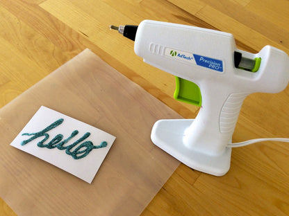 Precision Pro Pack Glue Gun  / Kit de Pistola de Silicón Punta Fina y Barras de Silicón Mini Descontinuado Ad Tech