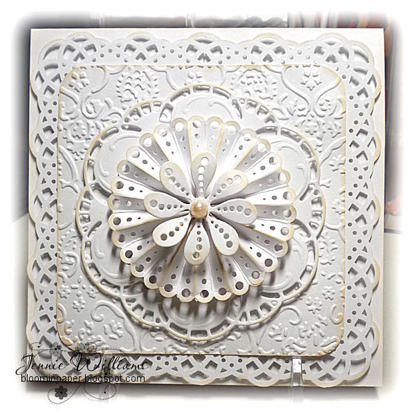 Punch Around Swirling Lace  / Perforadora de Orilla y Esquina Encajes con Torbellinos Descontinuado Martha Stewart