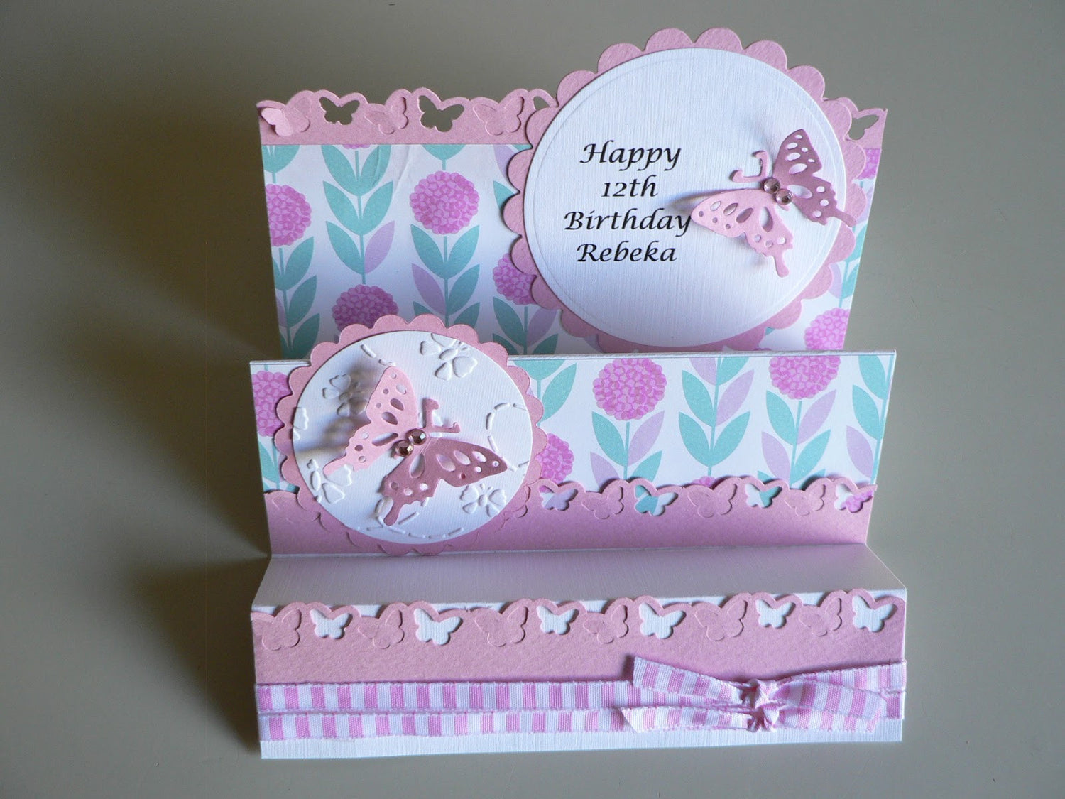 Punch Around Butterfly Scallop / Perforadora de Orilla y Esquina Mariposas Descontinuado Martha Stewart